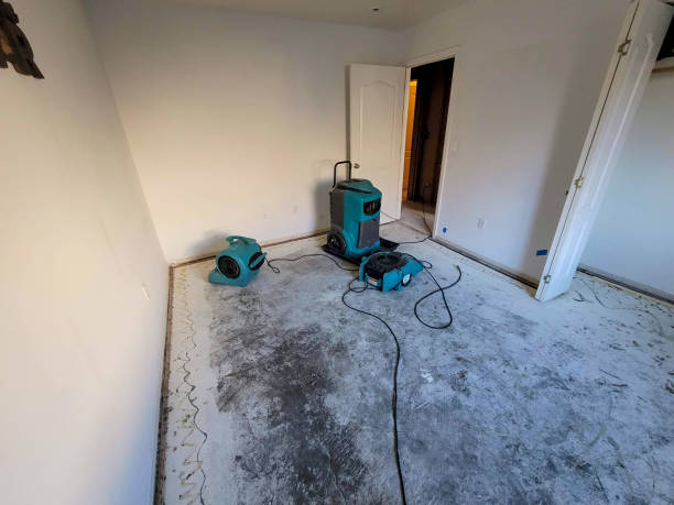 Water damage restoration process in Glenmoor, OH